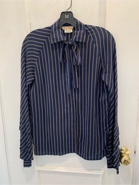 Authentic RARE Vintage Gucci Blouse. Size 40IT